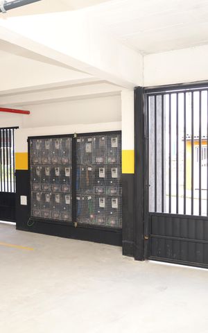 Apartamento à venda com 42m², 2 quartos e 1 vagaÁrea comum - Estacionamento