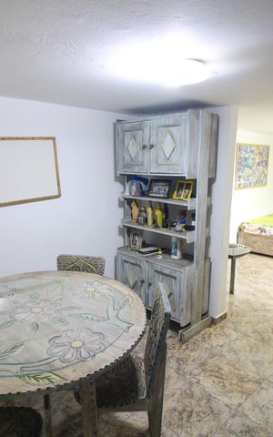 Casa à venda com 120m², 4 quartos e 2 vagas Casa à venda com 120m², 4 quartos e 2 vagasQuarto 4