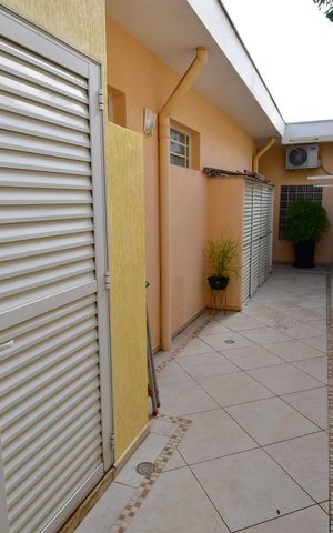 Casa à venda com 310m², 4 quartos e 4 vagasCorredor