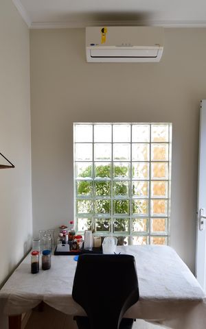 Casa à venda com 310m², 4 quartos e 4 vagasQuarto de Serviço
