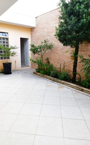 Casa à venda com 310m², 4 quartos e 4 vagasQuintal