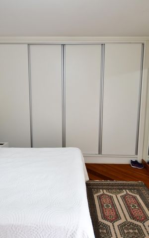 Casa à venda com 310m², 4 quartos e 4 vagasQuarto 3 - Suíte