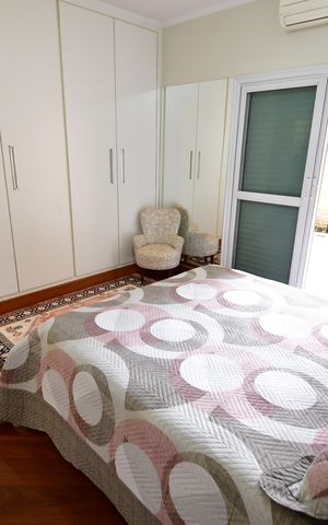 Casa à venda com 310m², 4 quartos e 4 vagasQuarto 4 - Suíte