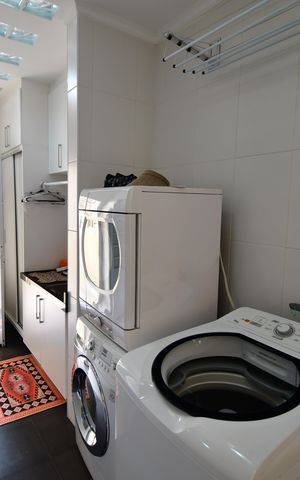 Casa à venda com 310m², 4 quartos e 4 vagasÁrea de Serviço