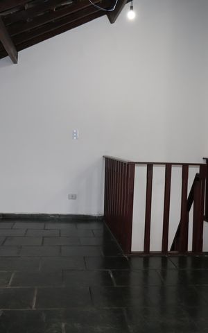Casa para alugar com 440m², 4 quartos e 15 vagasSótão