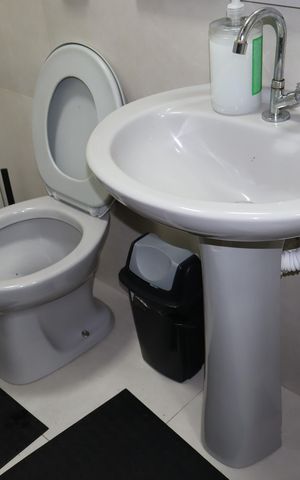 Casa para alugar com 440m², 4 quartos e 15 vagasBanheiro de serviço