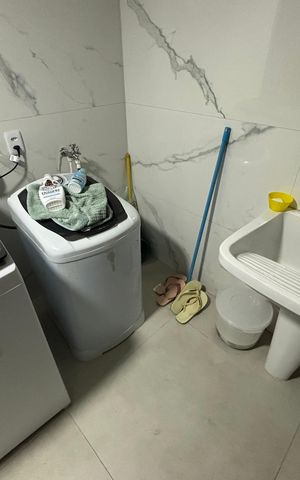 Casa para alugar com 313m², 3 quartos e 1 vaga Casa para alugar com 313m², 3 quartos e 1 vagaÁrea de serviço