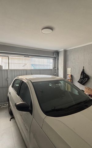 Casa para alugar com 313m², 3 quartos e 1 vaga Casa para alugar com 313m², 3 quartos e 1 vagaGaragem