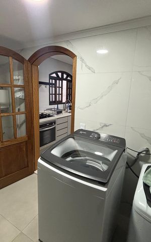 Casa para alugar com 313m², 3 quartos e 1 vaga Casa para alugar com 313m², 3 quartos e 1 vagaÁrea de serviço