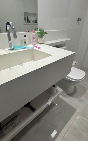 Casa para alugar com 313m², 3 quartos e 1 vaga Casa para alugar com 313m², 3 quartos e 1 vagaBanheiro