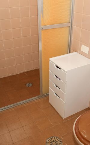 Casa à venda com 150m², 4 quartos e 1 vaga Casa à venda com 150m², 4 quartos e 1 vagaBanheiro 2