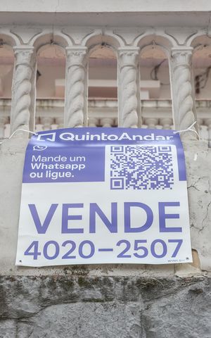 Casa à venda com 150m², 4 quartos e 1 vaga Casa à venda com 150m², 4 quartos e 1 vagaPlaca
