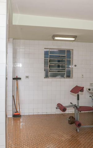 Casa à venda com 150m², 4 quartos e 1 vaga Casa à venda com 150m², 4 quartos e 1 vagaÁrea comum