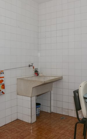 Casa à venda com 150m², 4 quartos e 1 vaga Casa à venda com 150m², 4 quartos e 1 vagaÁrea de Serviço