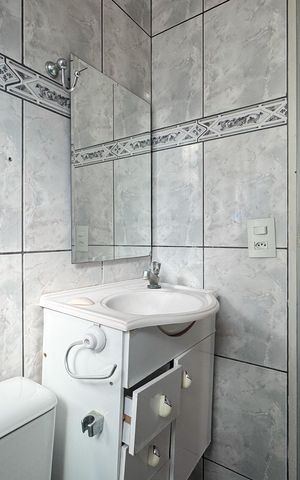 Apartamento à venda com 54m², 2 quartos e 1 vaga Apartamento à venda com 54m², 2 quartos e 1 vagaBanheiro Social