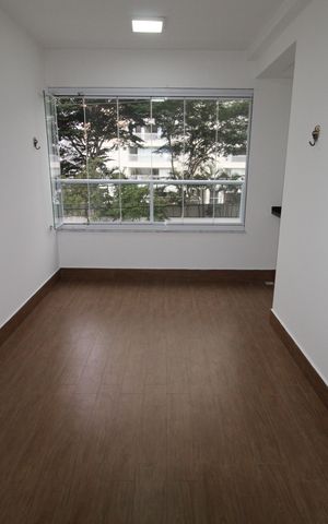 Apartamento para alugar com 78m², 2 quartos e 1 vagaSacada