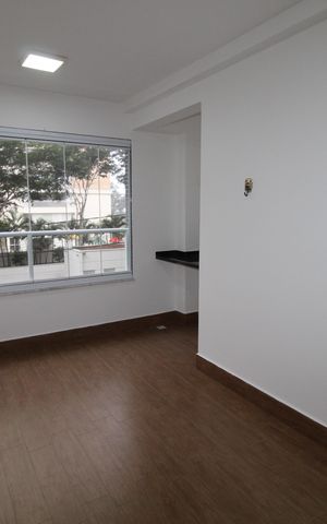 Apartamento para alugar com 78m², 2 quartos e 1 vagaSacada
