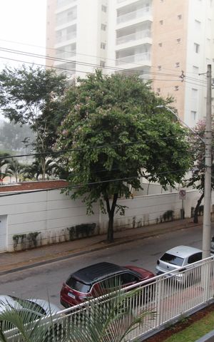 Apartamento para alugar com 78m², 2 quartos e 1 vagaSacada