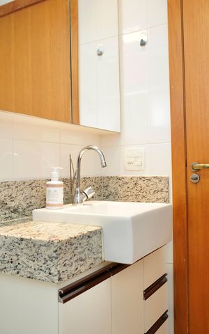 Apartamento à venda com 102m², 3 quartos e 2 vagasSuíte - Banheiro 