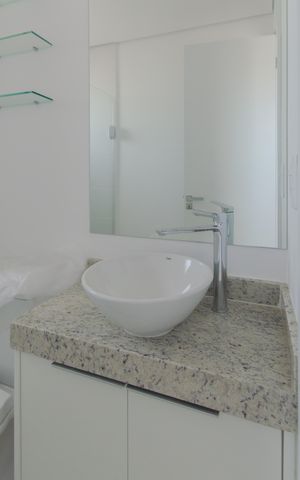 Studio para alugar com 30m², 1 quarto e sem vaga Studio para alugar com 30m², 1 quarto e sem vagaBanheiro