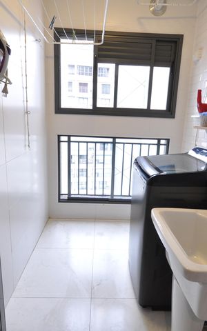 Apartamento à venda com 80m², 3 quartos e 1 vagaÁrea de Serviço