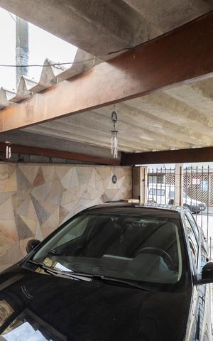Casa à venda com 125m², 3 quartos e 2 vagas Casa à venda com 125m², 3 quartos e 2 vagasGaragem