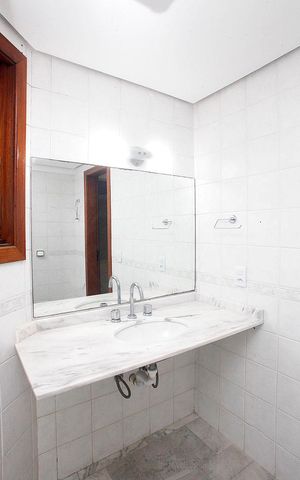 Apartamento para alugar com 158m², 3 quartos e 2 vagasBanheiro 1 Quarto Suíte