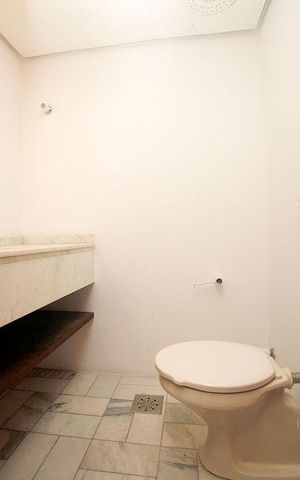 Apartamento para alugar com 158m², 3 quartos e 2 vagasBanheiro 3 Lavabo