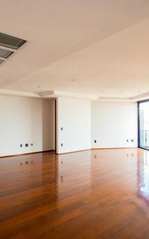 Apartamento à venda com 260m², 4 quartos e 4 vagas Apartamento à venda com 260m², 4 quartos e 4 vagasSala
