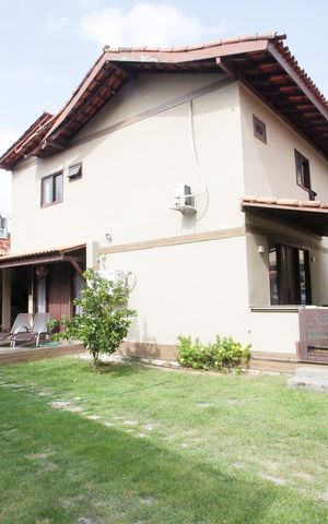 Casa de condomínio à venda com 400m², 4 quartos e 6 vagasGaragem