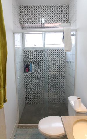 Casa à venda com 200m², 3 quartos e 2 vagasBanheiro da Suíte 1