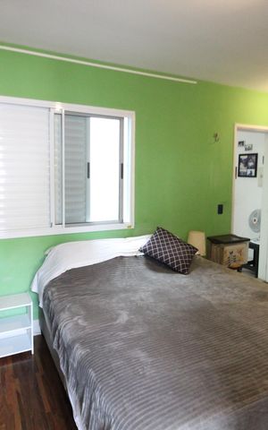 Casa à venda com 200m², 3 quartos e 2 vagasSuíte 1
