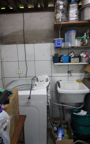 Casa à venda com 200m², 3 quartos e 2 vagasÁrea de Serviço