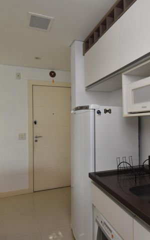 Apartamento à venda com 57m², 1 quarto e 1 vagaSala/Cozinha