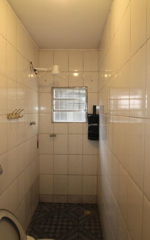 Casa à venda com 115m², 3 quartos e sem vagaCasa 2 - Banheiro