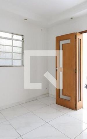 Casa à venda com 270m², 4 quartos e 1 vaga Casa à venda com 270m², 4 quartos e 1 vagaCasa 1 - Sala