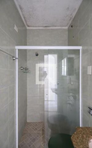 Casa à venda com 270m², 4 quartos e 1 vaga Casa à venda com 270m², 4 quartos e 1 vagaCasa 1 - Banheiro