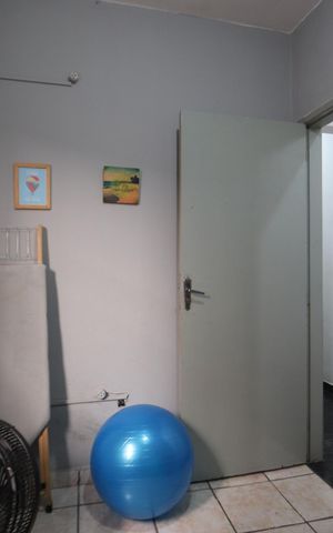Casa à venda com 100m², 3 quartos e 2 vagasQuarto 3