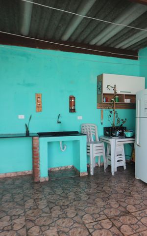 Casa à venda com 100m², 3 quartos e 2 vagasÁrea de Lazer e Lavanderia