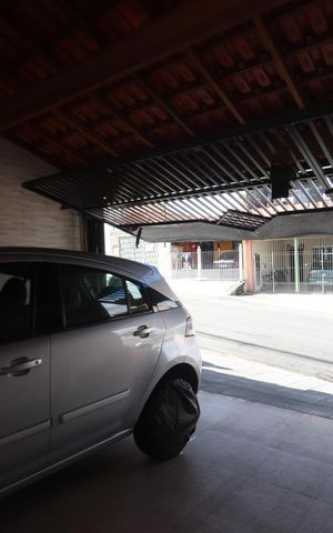 Casa à venda com 100m², 3 quartos e 2 vagasGaragem