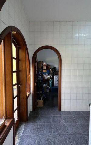 Casa de condomínio para alugar com 435m², 5 quartos e 5 vagas Casa de condomínio para alugar com 435m², 5 quartos e 5 vagasÁrea de Serviço