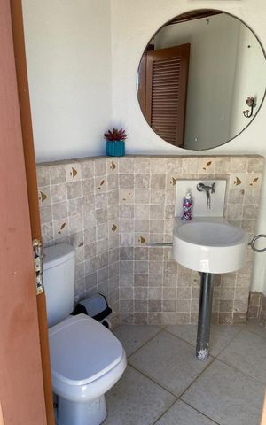 Casa para alugar com 390m², 5 quartos e 3 vagas Casa para alugar com 390m², 5 quartos e 3 vagasBanheiro