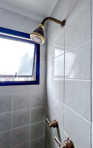Apartamento à venda com 180m², 4 quartos e 3 vagasBanheiro da Suíte