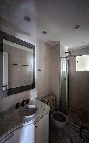 Apartamento à venda com 180m², 4 quartos e 3 vagasBanheiro