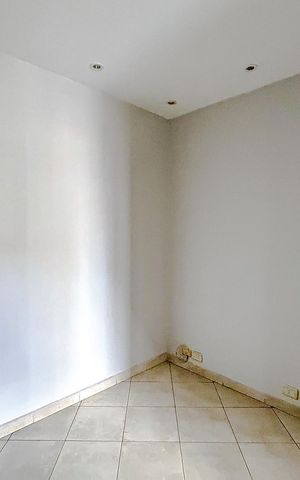 Apartamento à venda com 180m², 4 quartos e 3 vagasSala