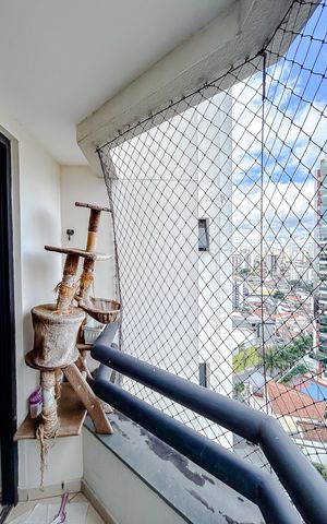 Apartamento à venda com 180m², 4 quartos e 3 vagasVaranda