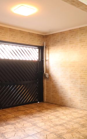 Casa à venda com 150m², 3 quartos e 2 vagasGaragem