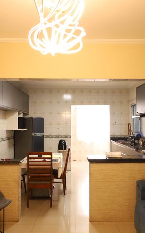 Casa à venda com 150m², 3 quartos e 2 vagasSala