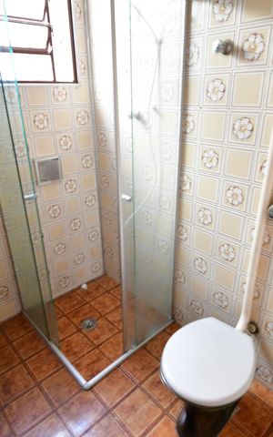 Casa à venda com 190m², 3 quartos e 3 vagasBanheiro