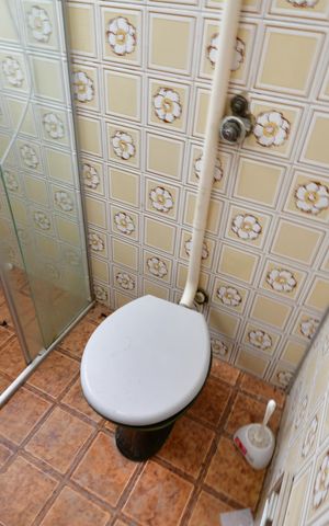 Casa à venda com 190m², 3 quartos e 3 vagasBanheiro